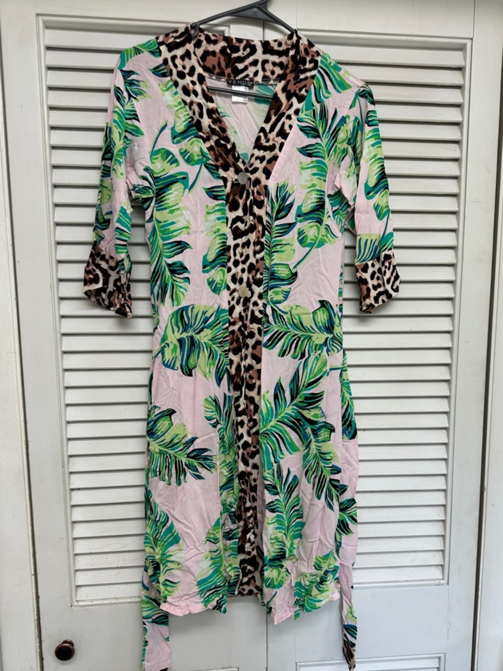 VENUS Tropical Leaf Robe
